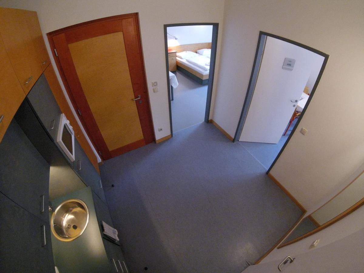 Haus Mobene - Hotel Garni กราซ ภายนอก รูปภาพ