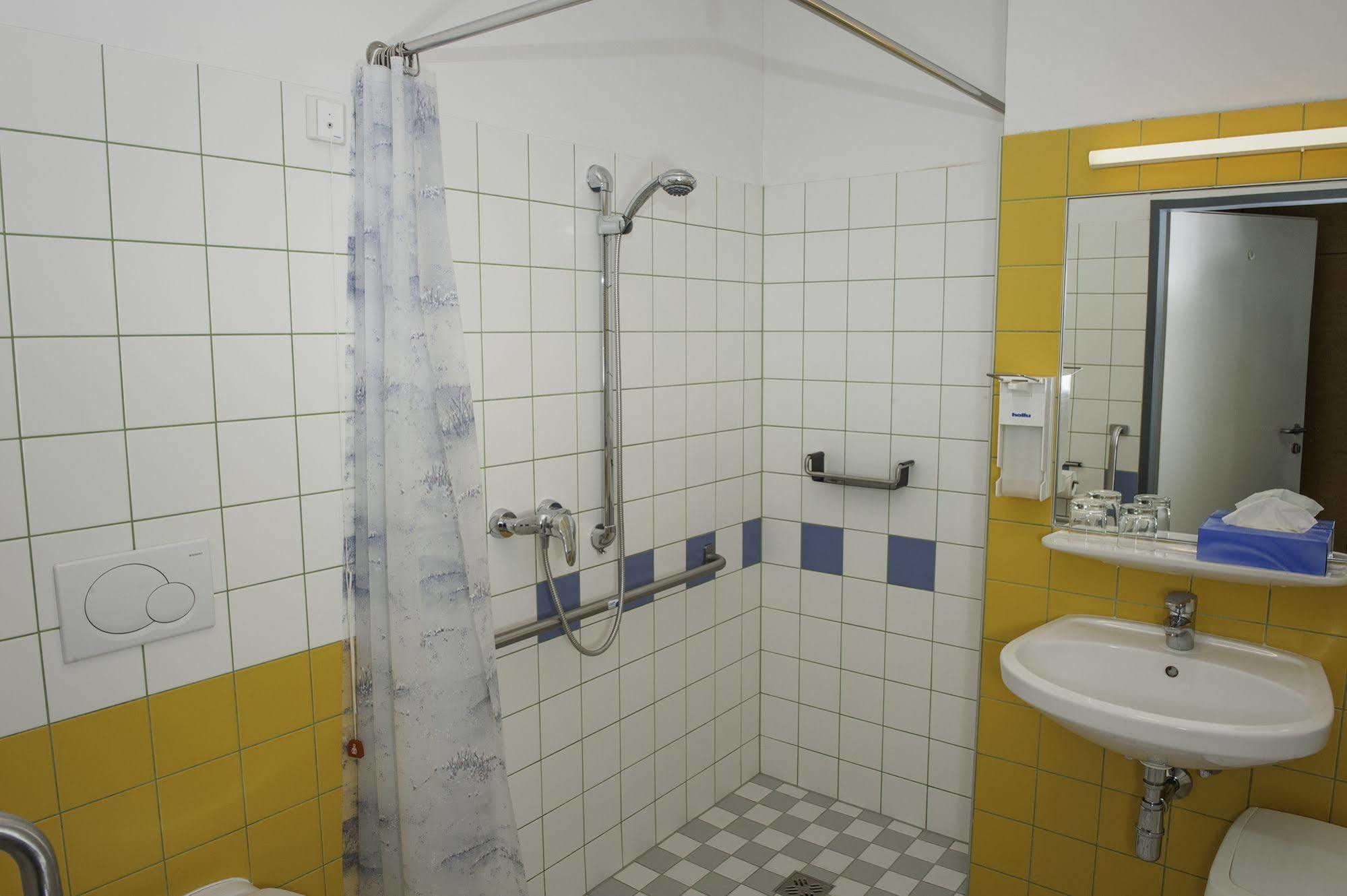 Haus Mobene - Hotel Garni กราซ ภายนอก รูปภาพ